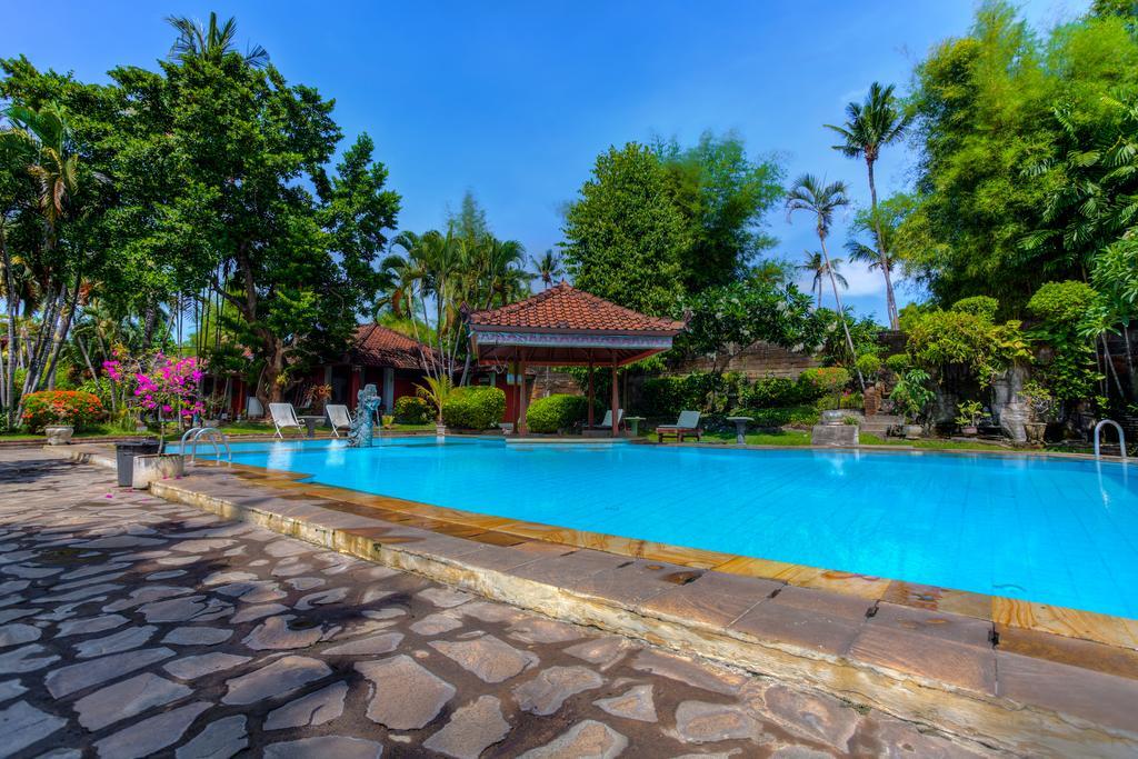 Hotel Angsoka Temukus Extérieur photo